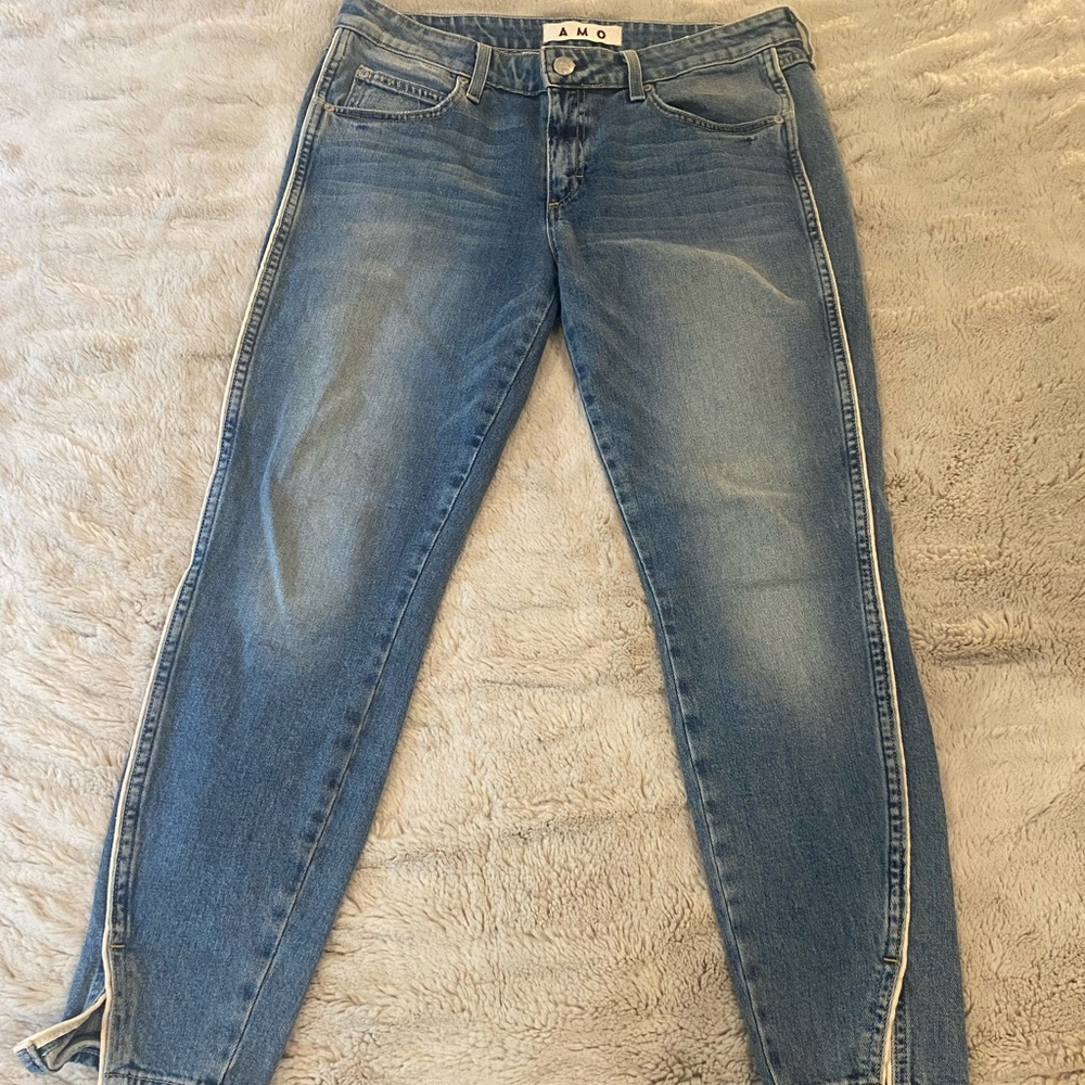 AMO Ankle-cut Jeans